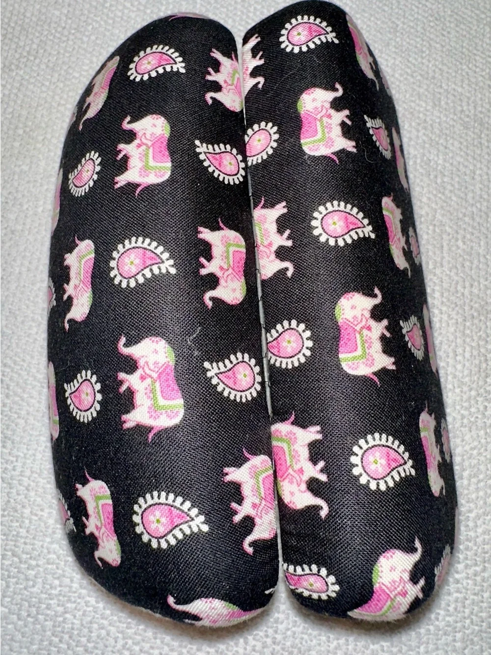 Vera Bradley Black Eyeglass Case with Pink Elephant Print